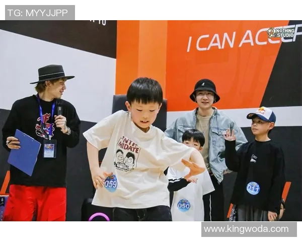 街舞风暴:杭州街舞队的奋斗与荣耀之路全纪录 街舞风暴:杭州街舞队的奋斗与荣耀之路全纪录